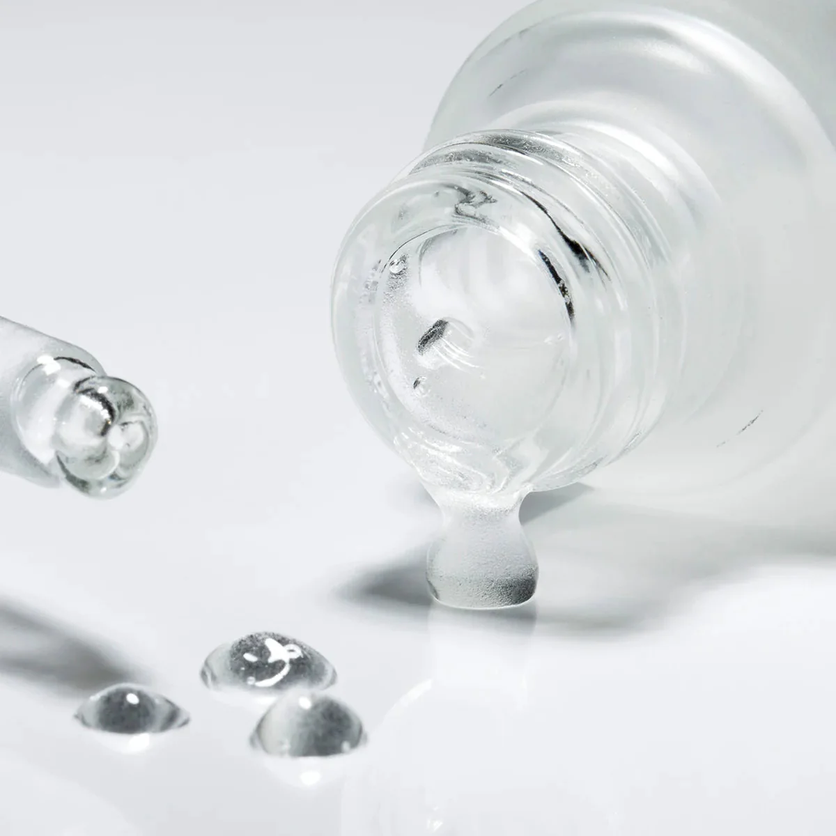 Hyaluronic Acid Aqua Booster 20 ml
Bустер за лице Hyaluronic Acid Aqua Booster 
за всеки тип кожа
моментално хидратира
уплътнява и подхранва кожата
ултра-хидратиращи съставки 
Подходящ за суха и дехидратирана кожа
111SKIN